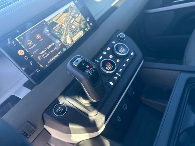 2023 Land Rover Defender S