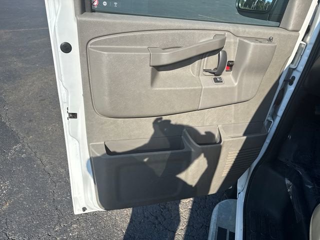 2023 Chevrolet Express Cargo 2500 WT