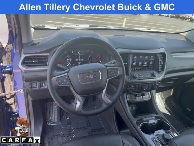 2023 GMC Acadia AT4