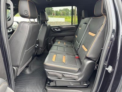 2022 GMC Yukon XL AT4