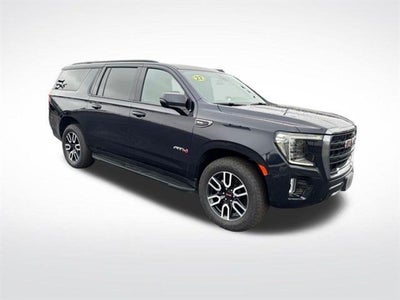 2022 GMC Yukon XL AT4