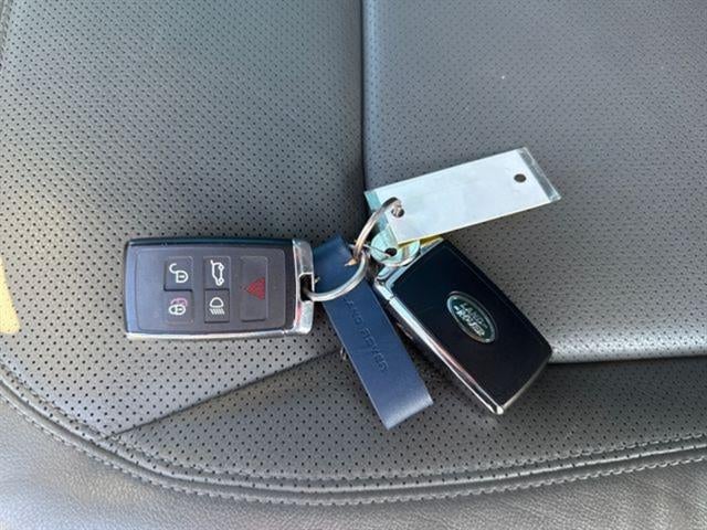 2023 Land Rover Defender S